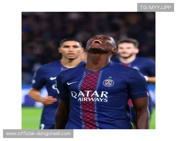 巴黎圣日耳曼赛季目标调整，欧冠卫冕与联赛逆袭成双线焦点。